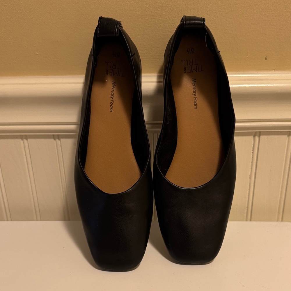 Time and Tru Black Square-Toe Slip-On Flats
